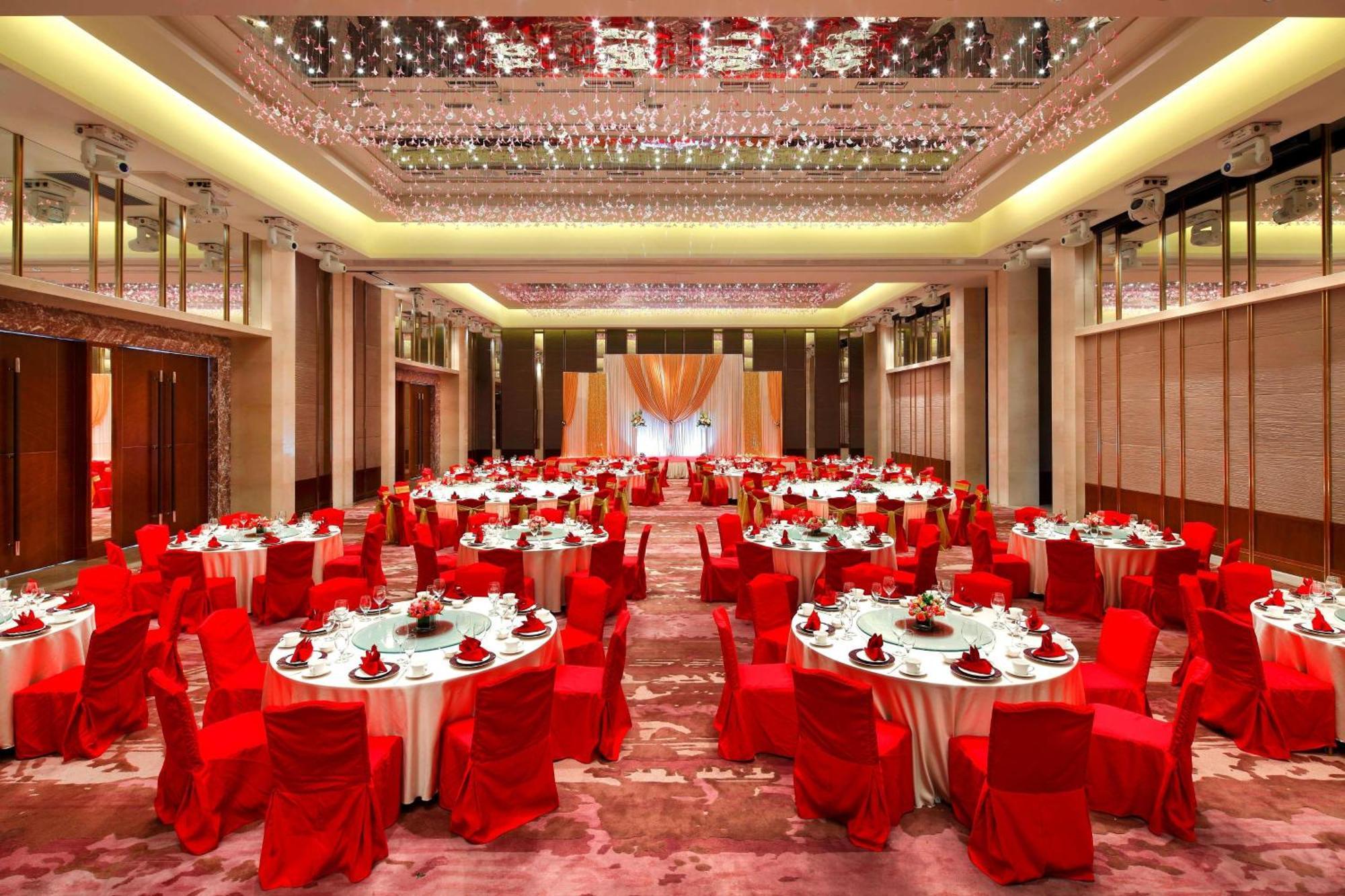 Sheraton Guangzhou Hotel-Fully Upgraded In Cbd-Free Canton Fair Shuttle Bus And Registration Counter Eksteriør bilde